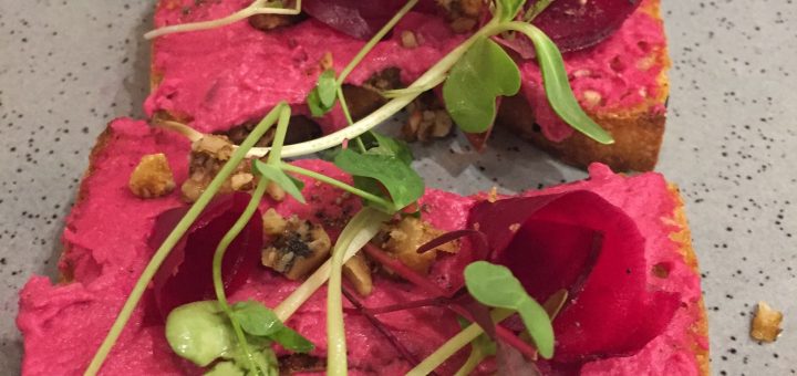 212 All good - beet hummus